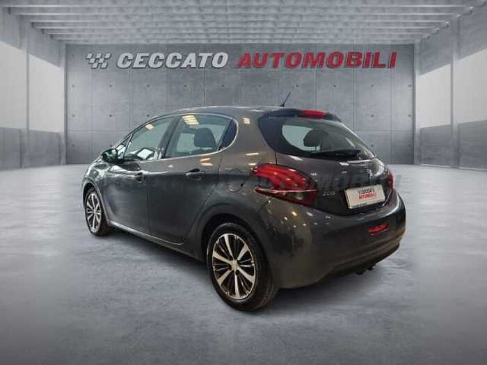 Peugeot 208 1.2l