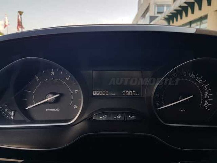 Peugeot 2008 1.5l