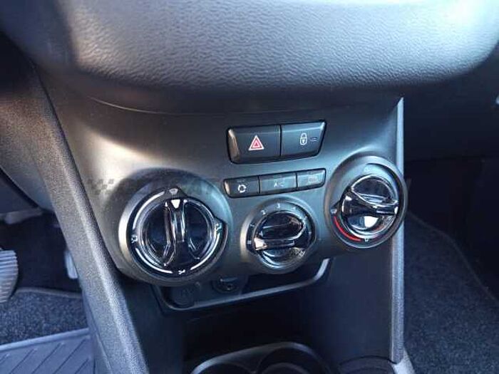 Peugeot 208 1.2l