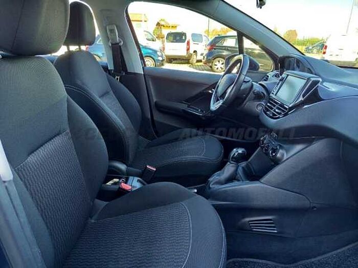 Peugeot 208 1.2l
