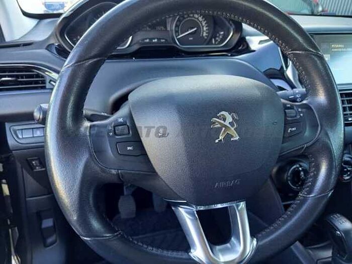 Peugeot 208 1.2l