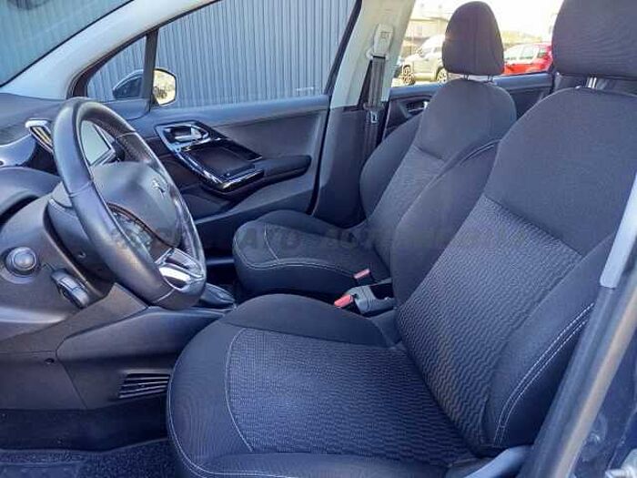 Peugeot 208 1.2l