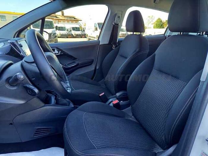 Peugeot 208 1.2l