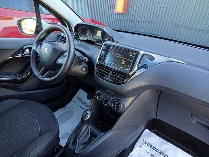 Peugeot 208 1.2l