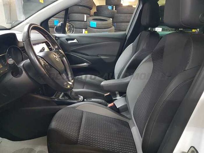 Opel Crossland X 1.6l