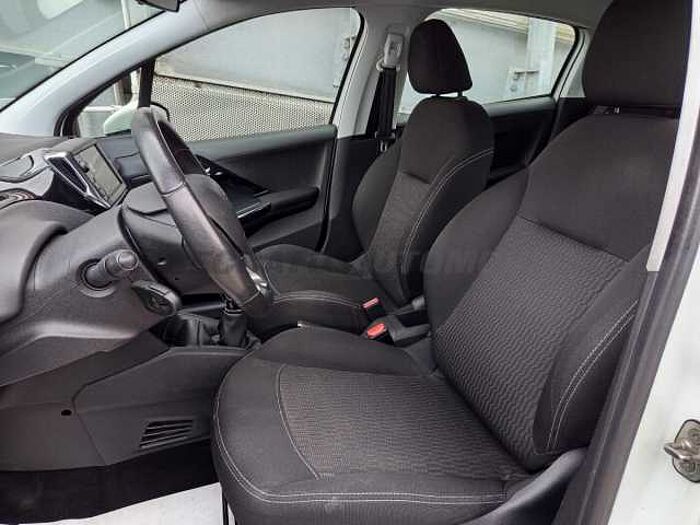 Peugeot 208 1.2l