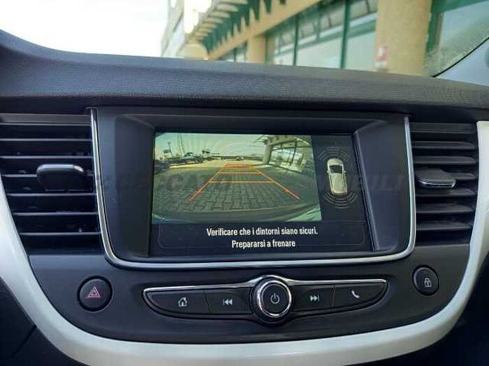 Opel Crossland X 1.2l