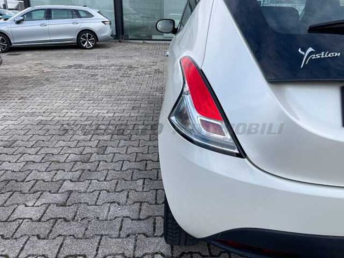 Lancia Ypsilon 1.2l