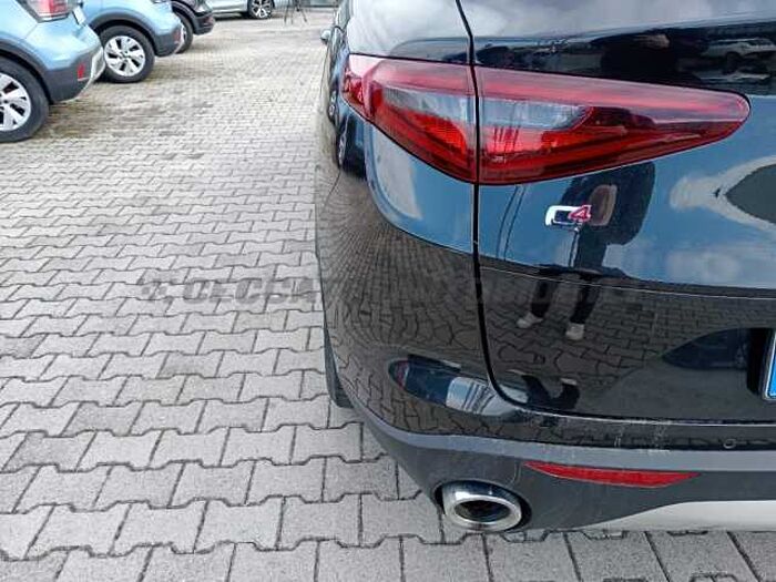 Alfa Romeo Stelvio 2.1l