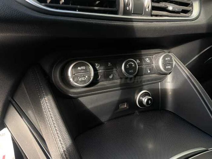 Alfa Romeo Stelvio 2.1l