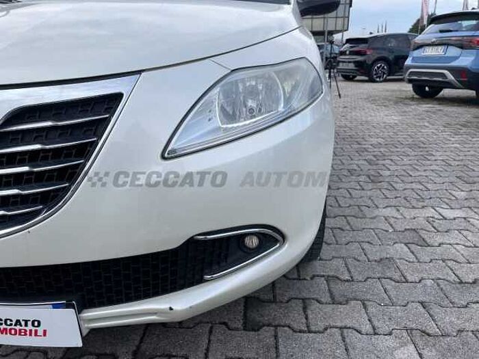 Lancia Ypsilon 1.2l