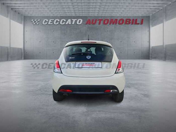 Lancia Ypsilon 1.2l