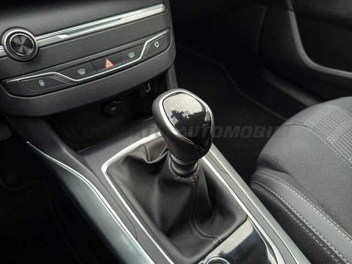 Peugeot 308 1.2l