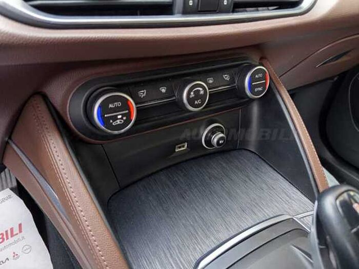 Alfa Romeo Stelvio 2.1l