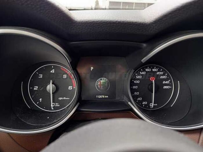 Alfa Romeo Stelvio 2.1l