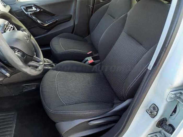 Peugeot 208 1.2l