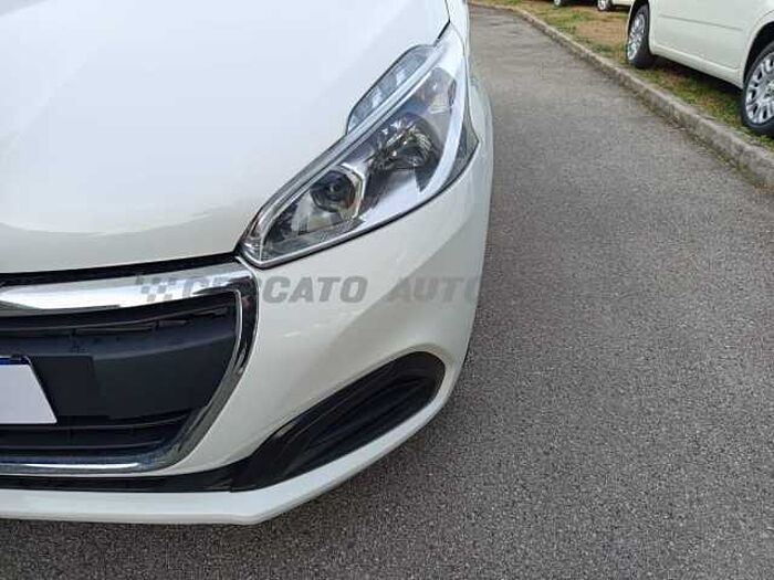 Peugeot 208 1.2l
