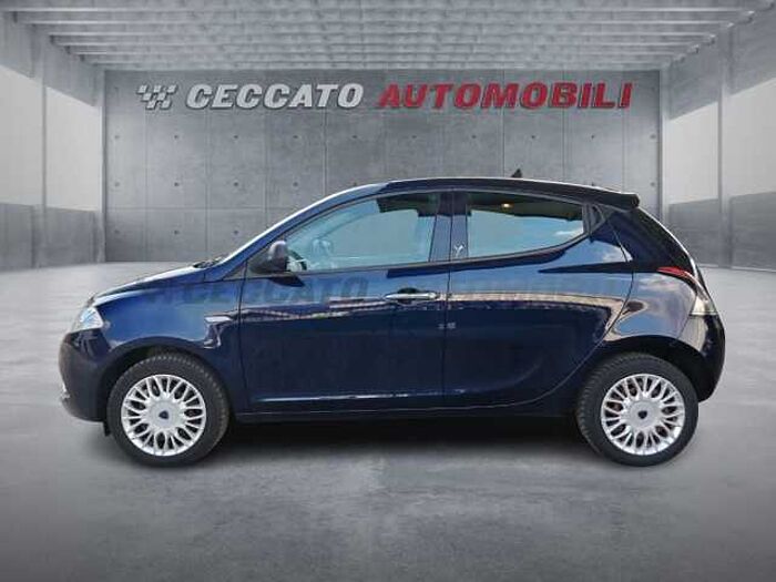 Lancia Ypsilon 1.2l