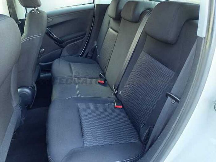 Peugeot 208 1.2l