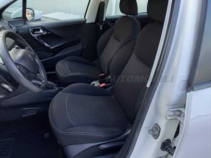 Peugeot 208 1.2l