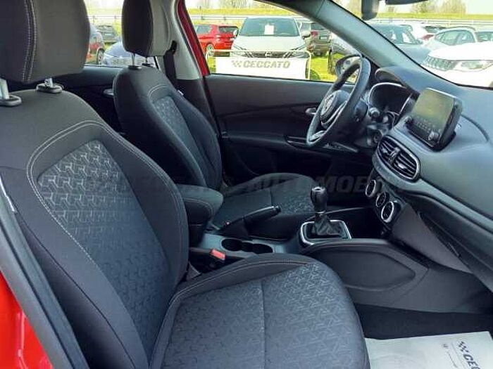 Fiat Tipo 5-porte 1l