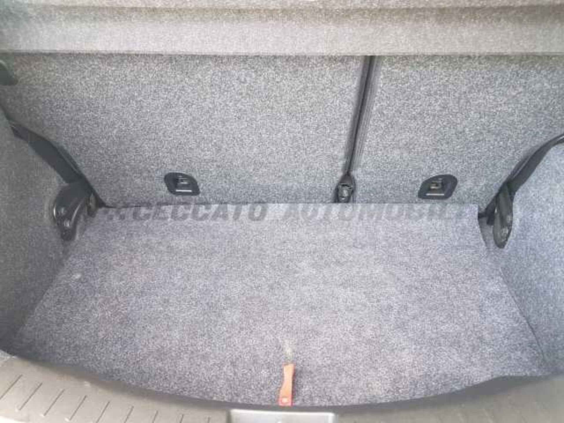 Lancia Ypsilon 1.0l - grey