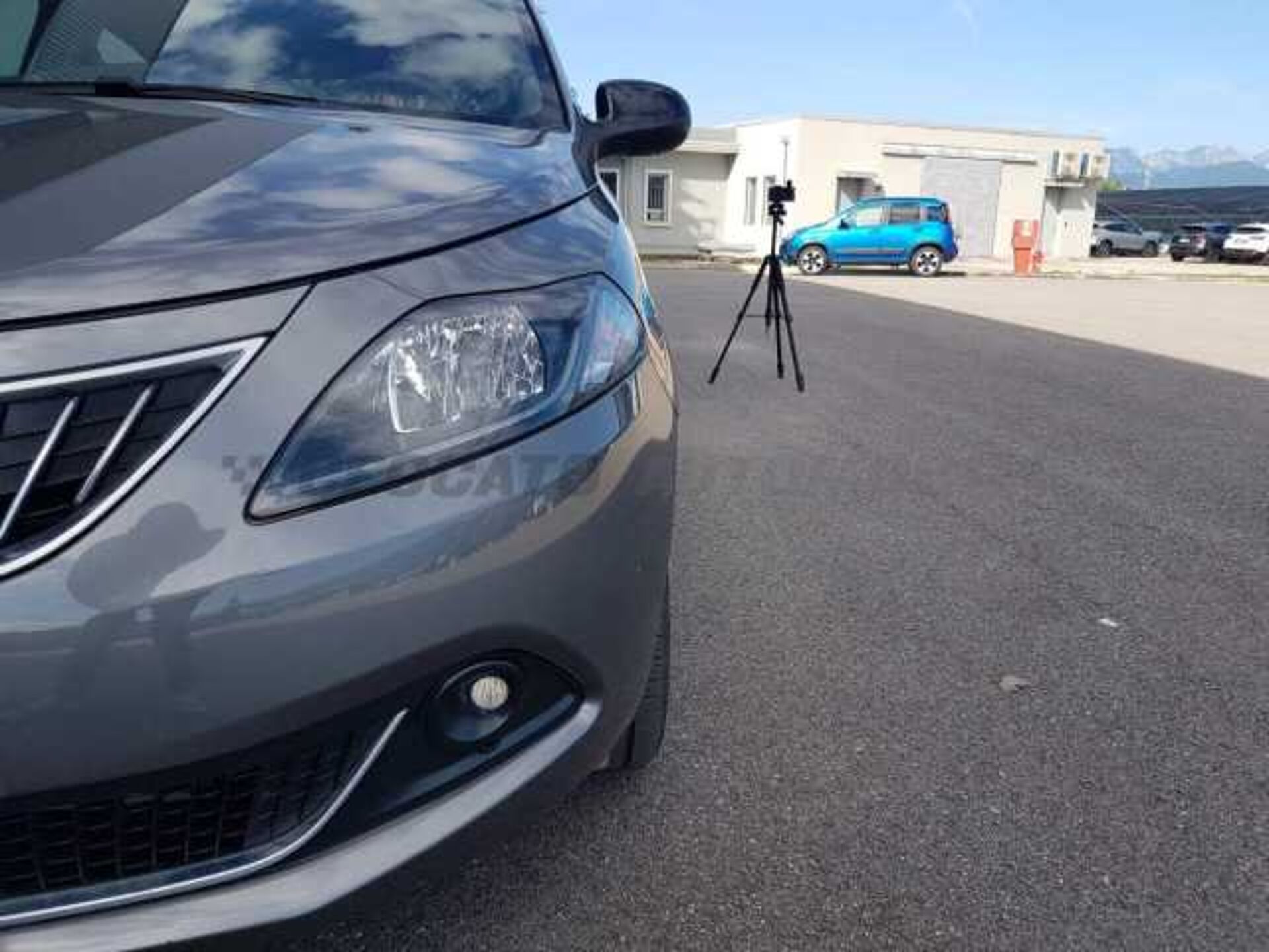 Lancia Ypsilon 1.0l - grey