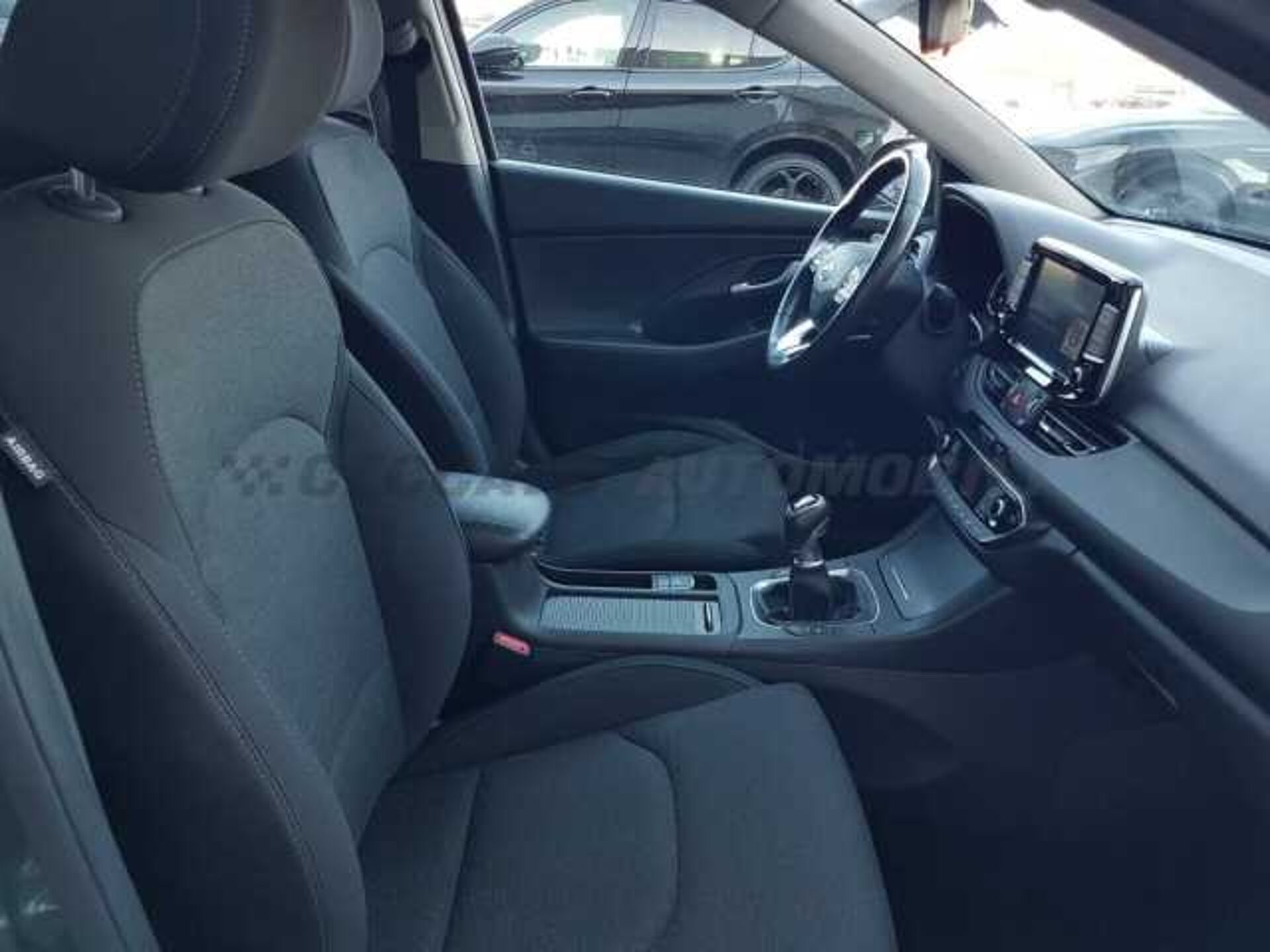 Hyundai i30 1.0l - grey