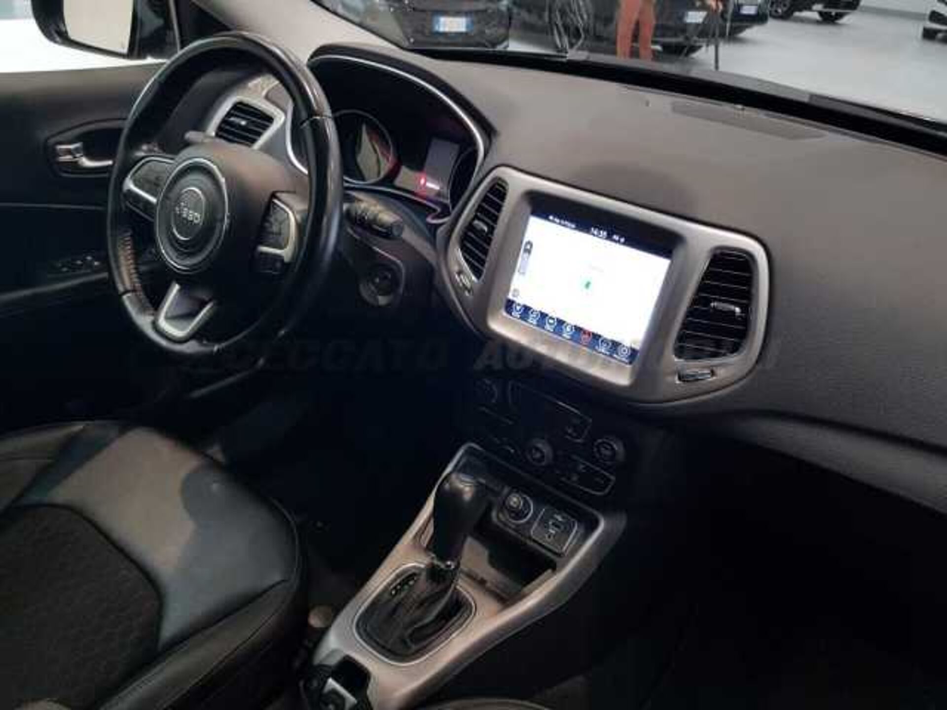 Jeep Compass 1.3l - grey