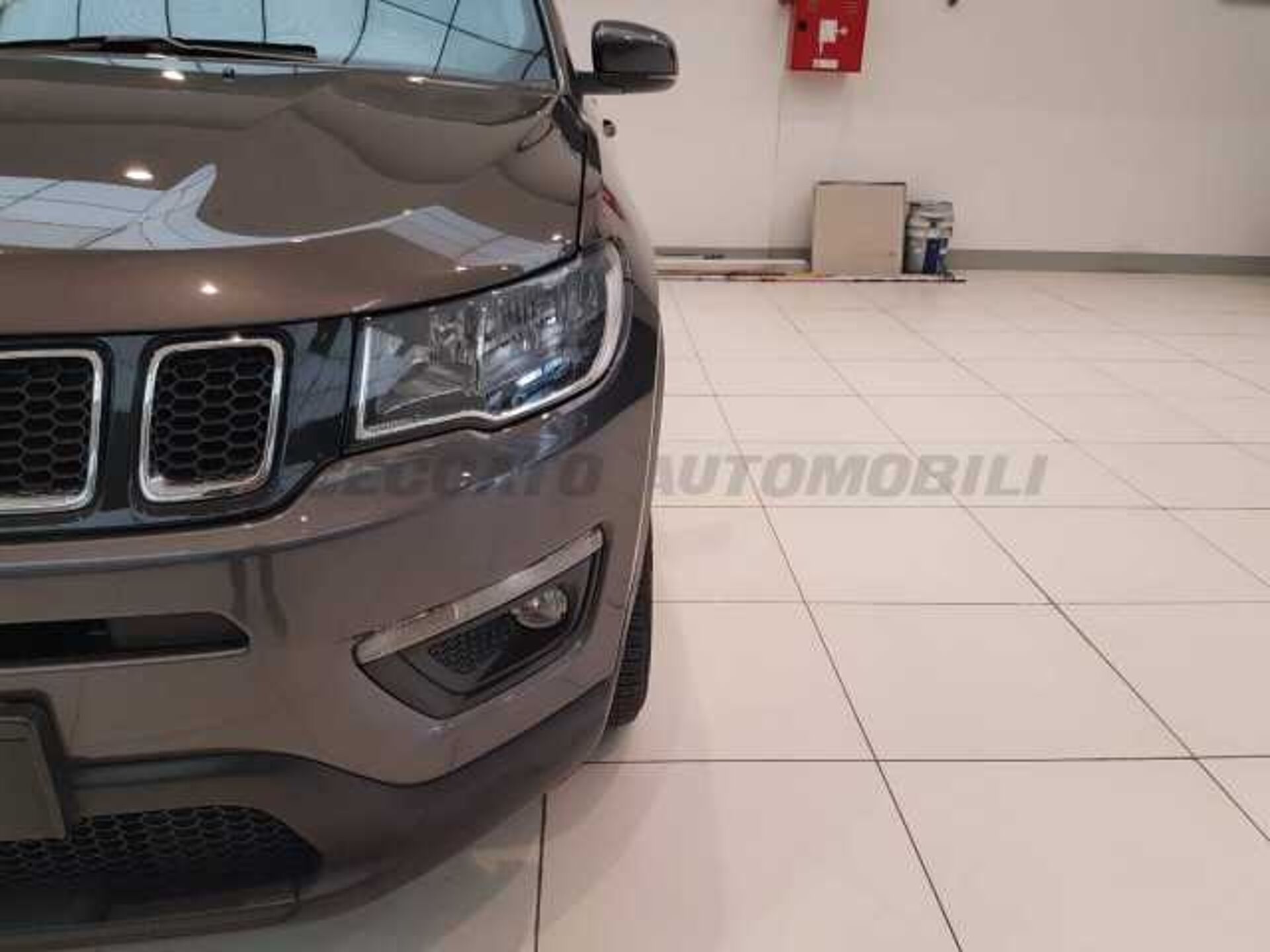 Jeep Compass 1.3l - grey