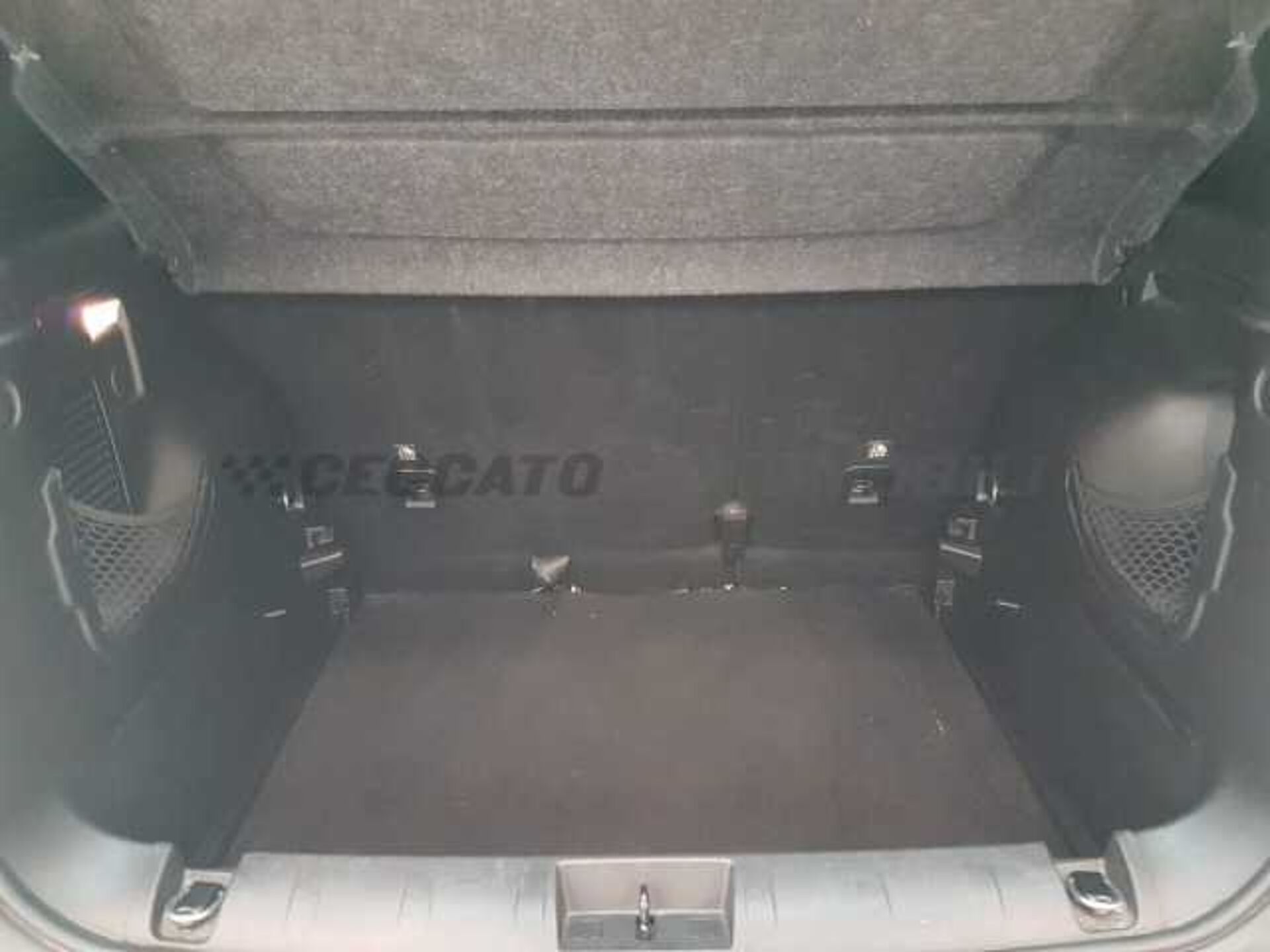 Jeep Renegade 1.3l - white