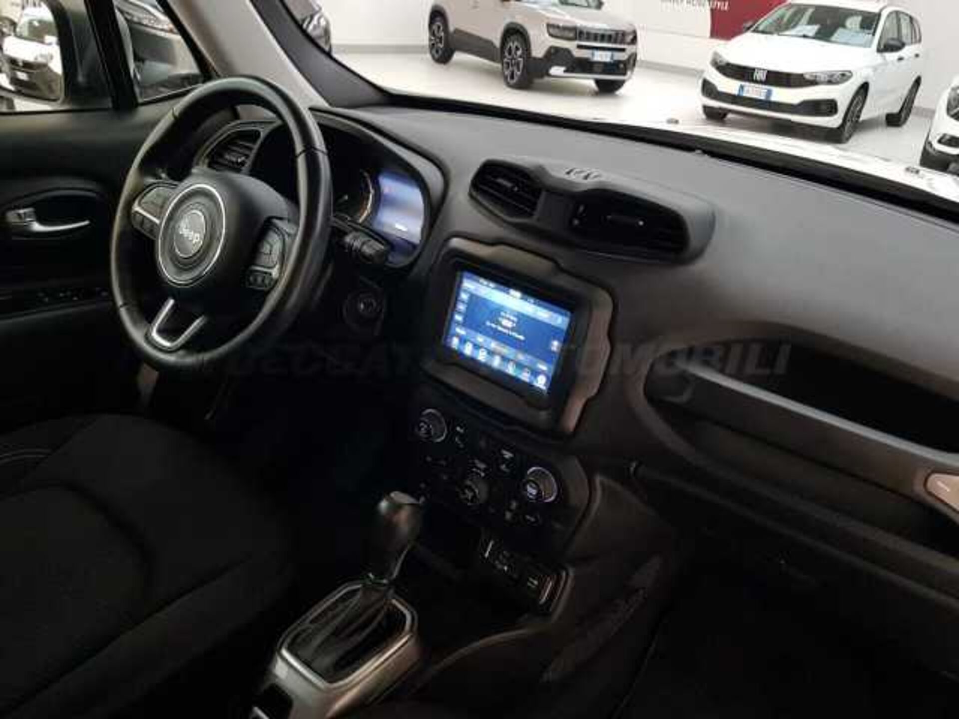 Jeep Renegade 1.3l - white