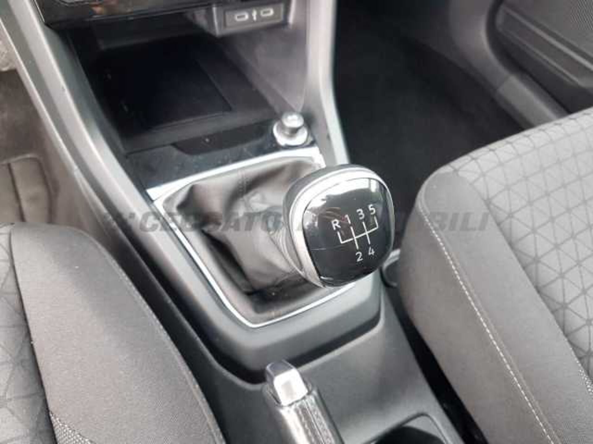 Volkswagen 1.0l - blue