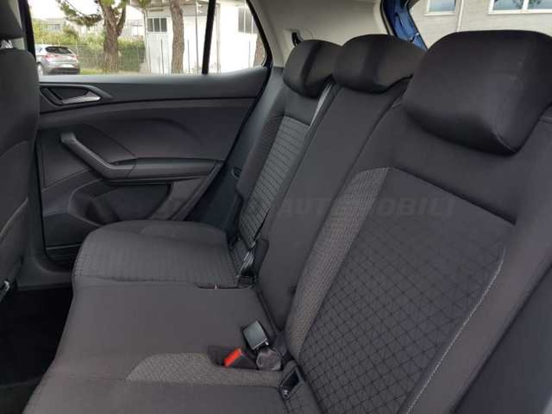 Volkswagen 1.0l - blue