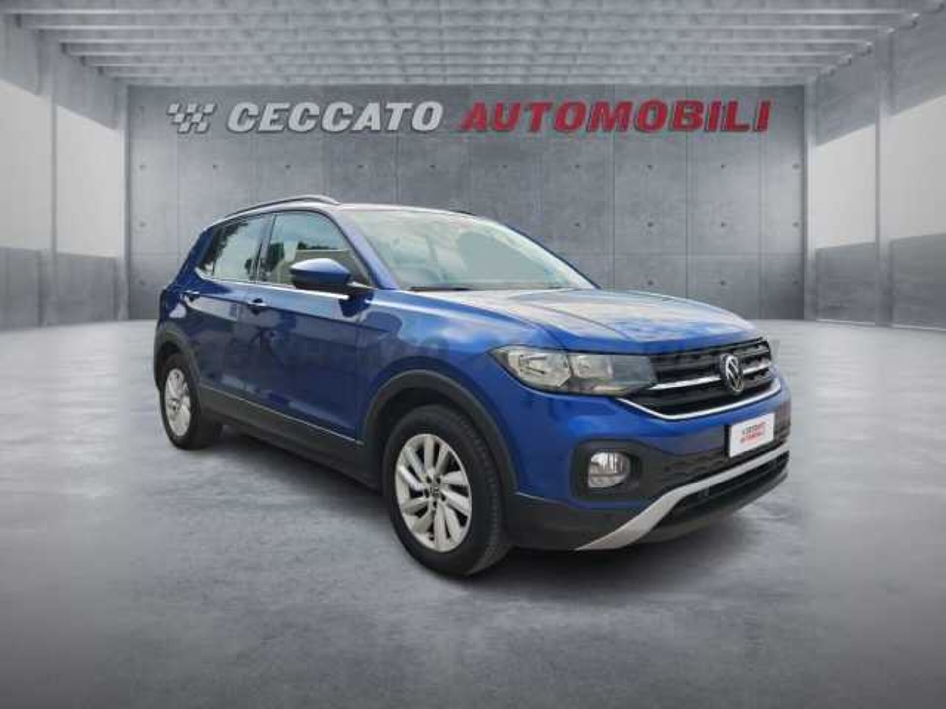 Volkswagen 1.0l - blue