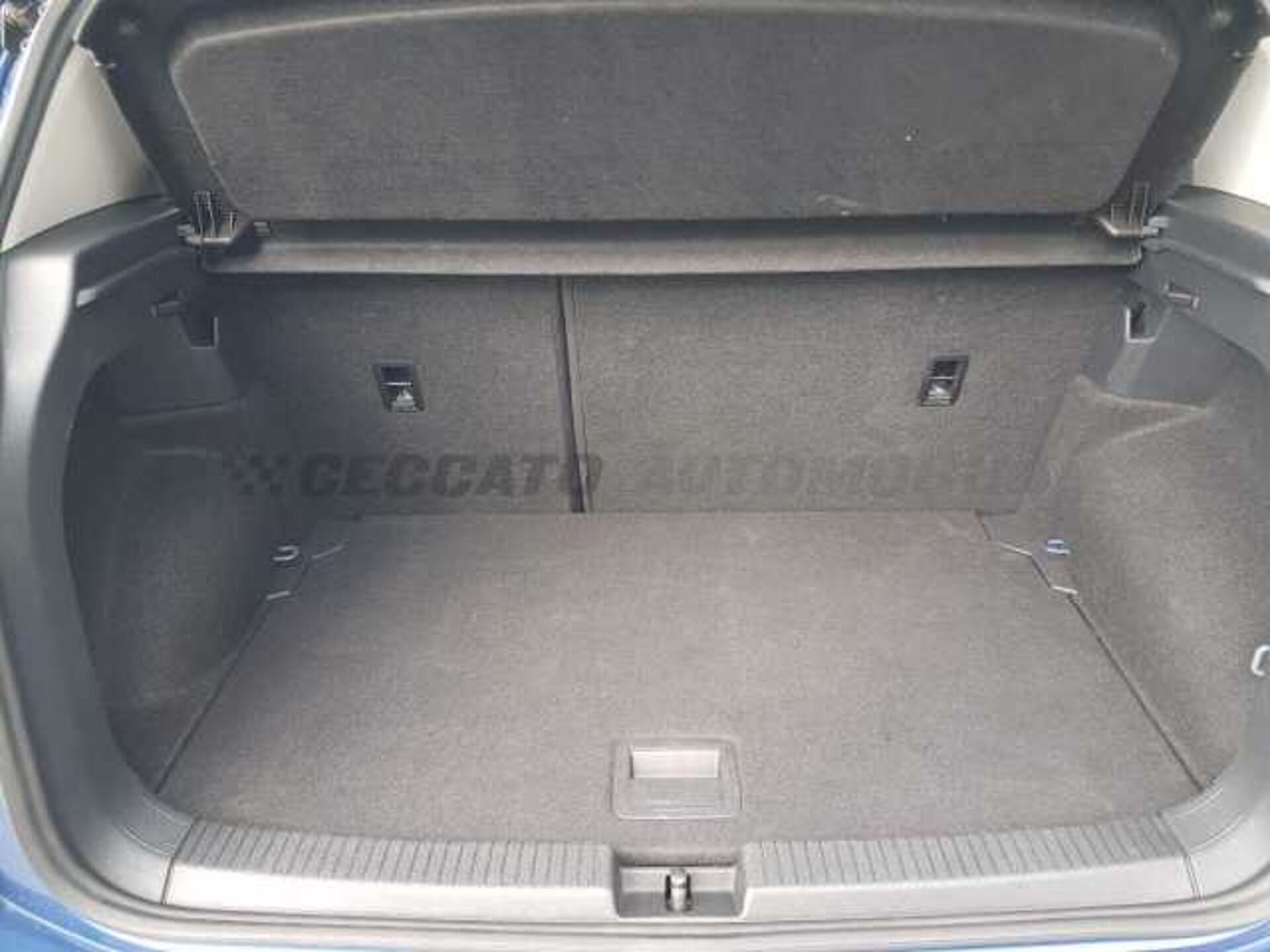 Volkswagen 1.0l - blue