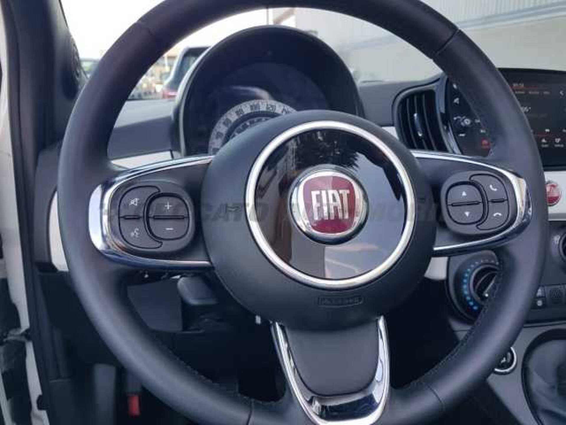 Fiat 500C 1.0l - white