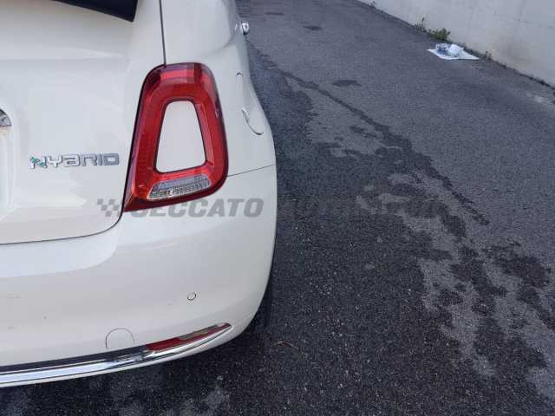 Fiat 500C 1.0l - white