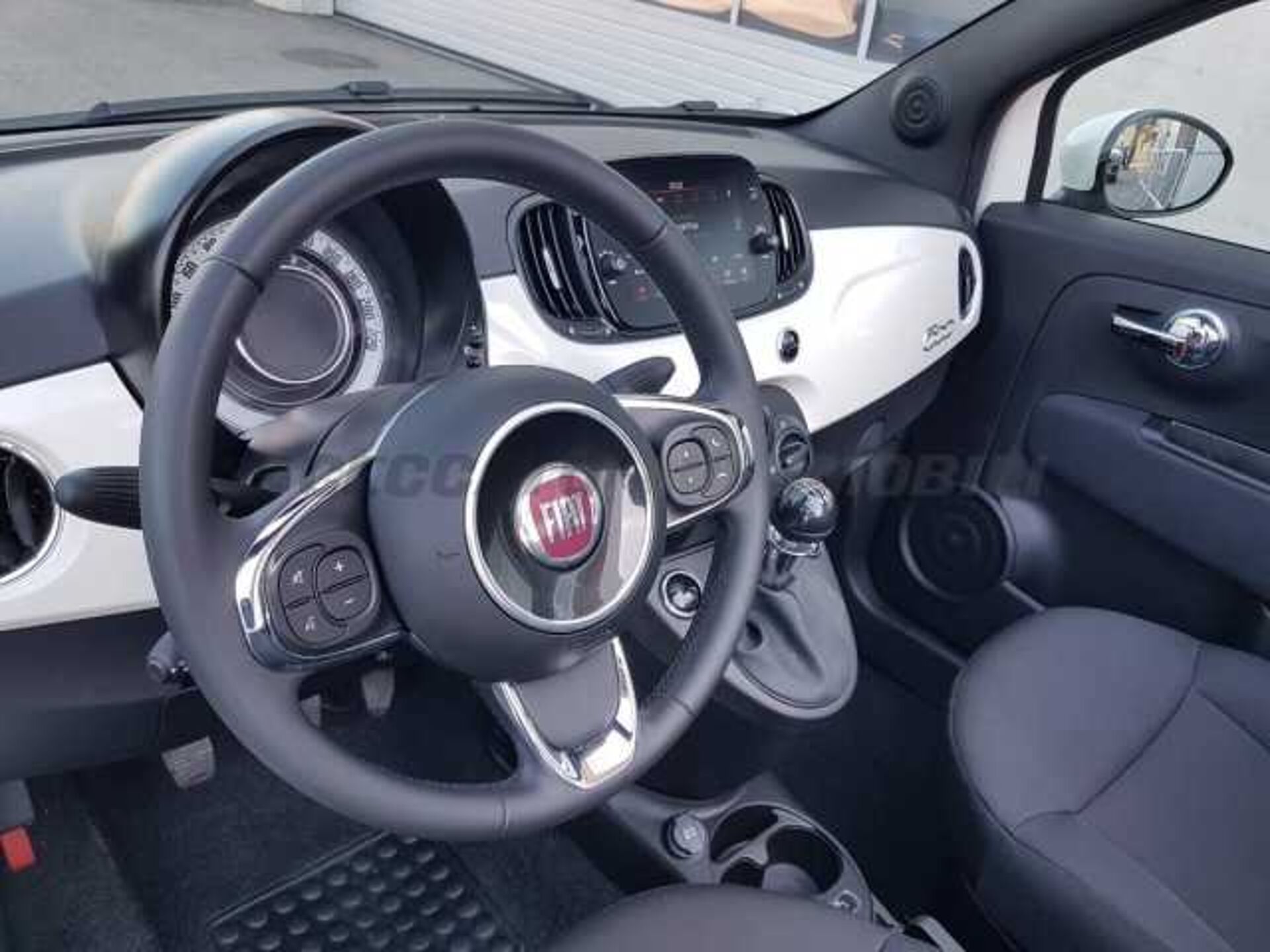 Fiat 500C 1.0l - white
