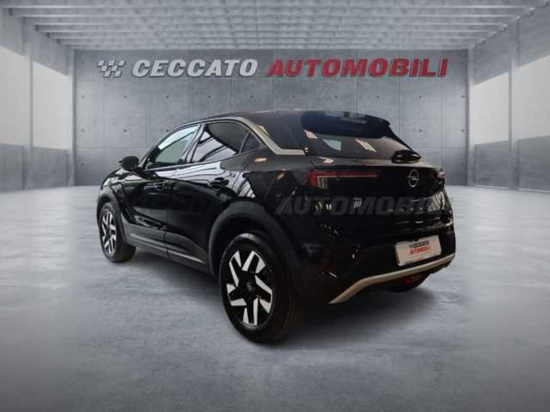 Opel Mokka 1.2l - black