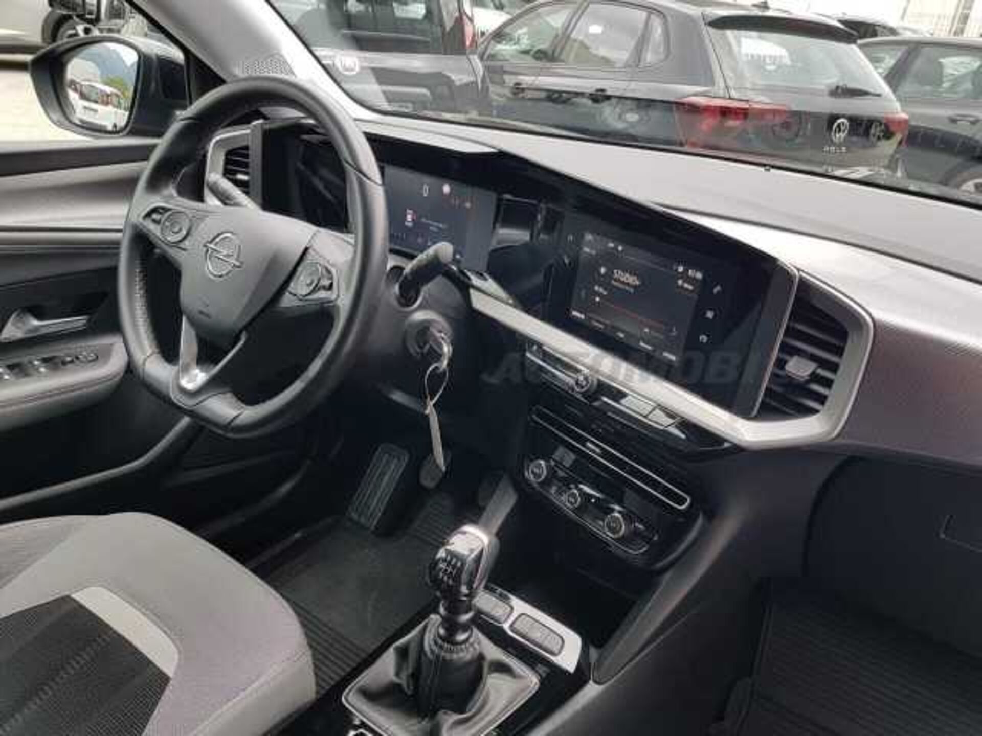 Opel Mokka 1.2l - black