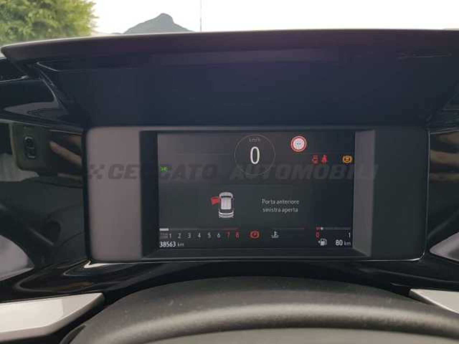 Opel Mokka 1.2l - black