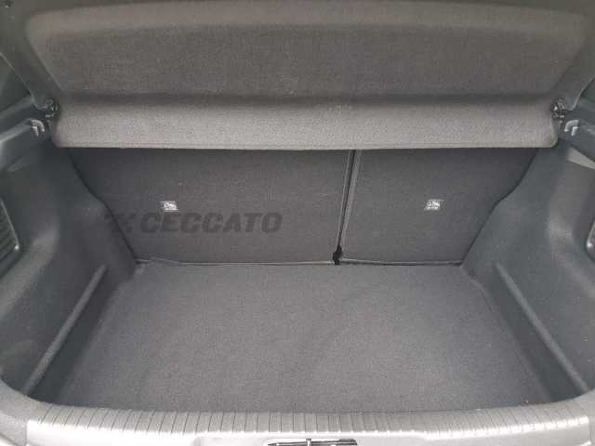 Opel Mokka 1.2l - black