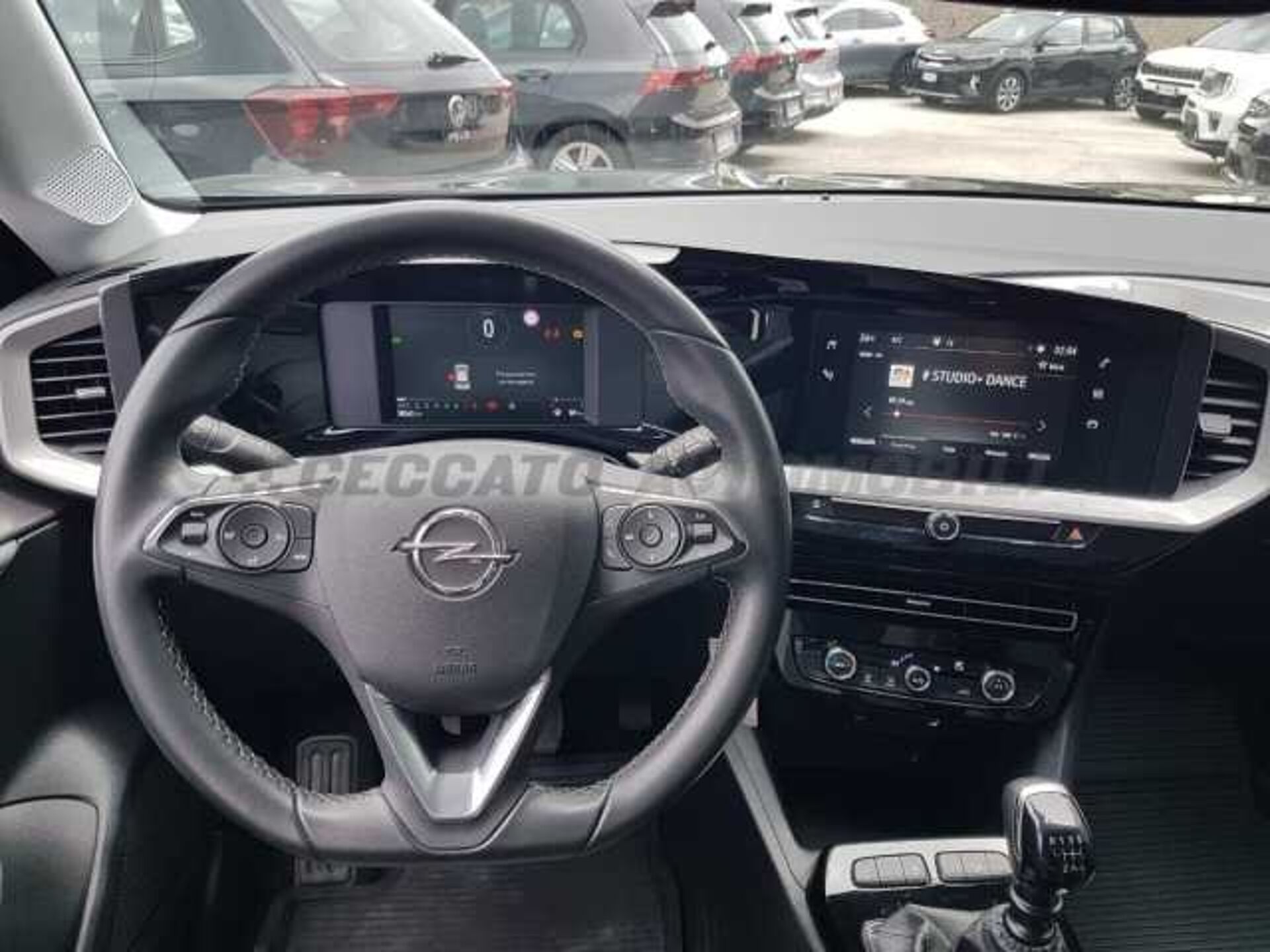 Opel Mokka 1.2l - black