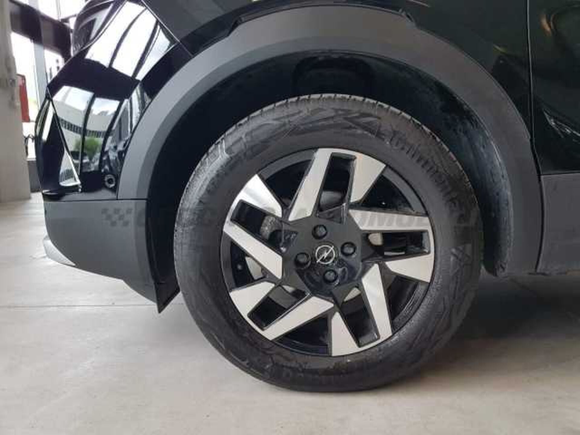 Opel Mokka 1.2l - black