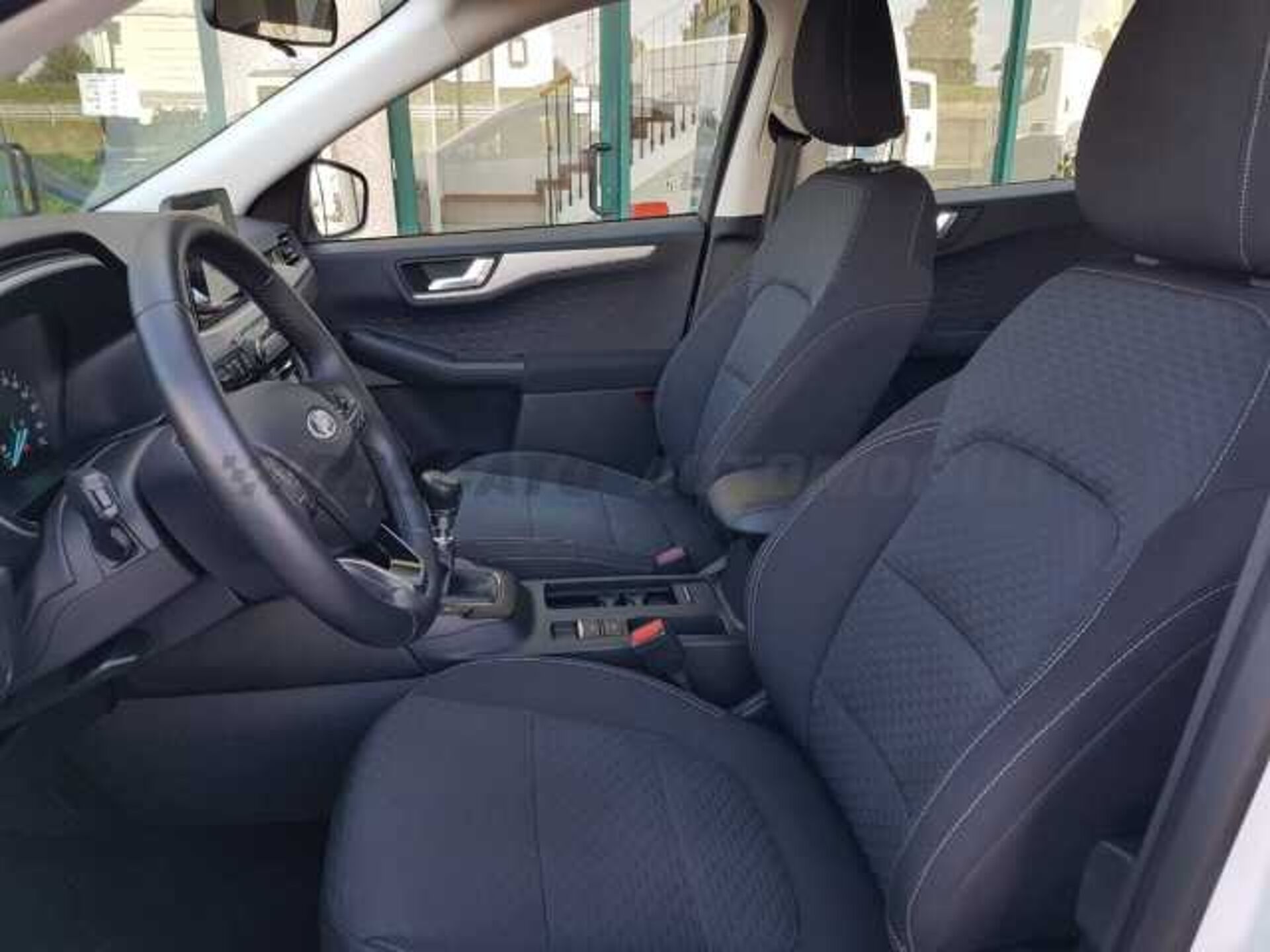 Ford Kuga 1.5l - white