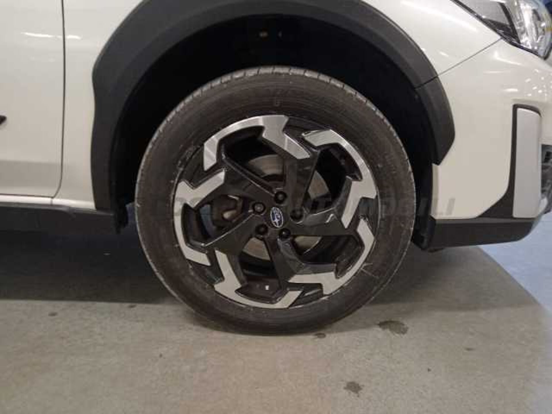 Subaru XV 2.0l - white