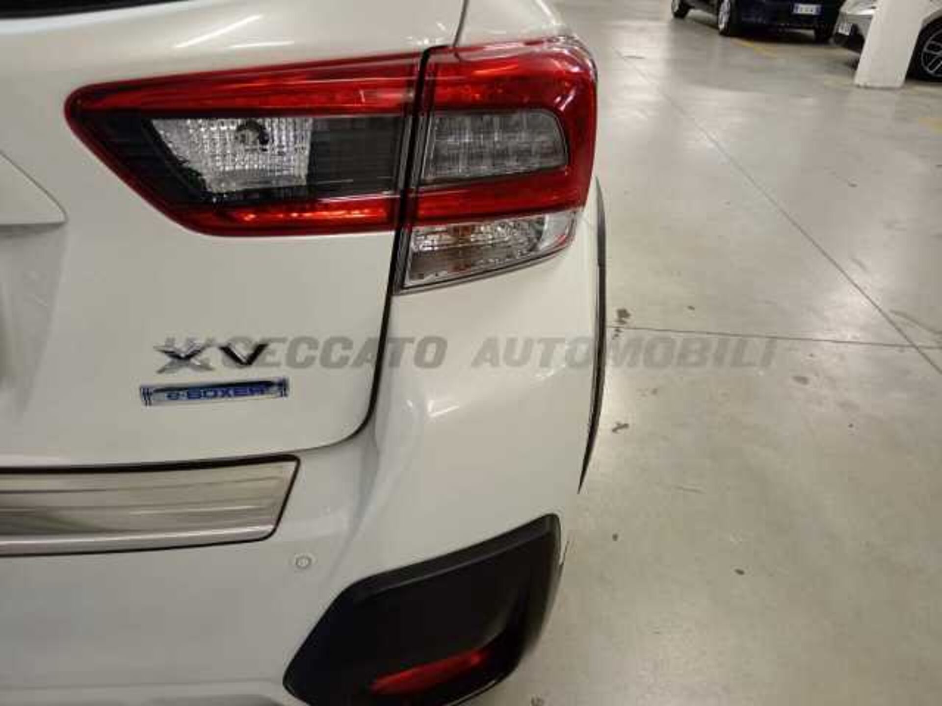 Subaru XV 2.0l - white