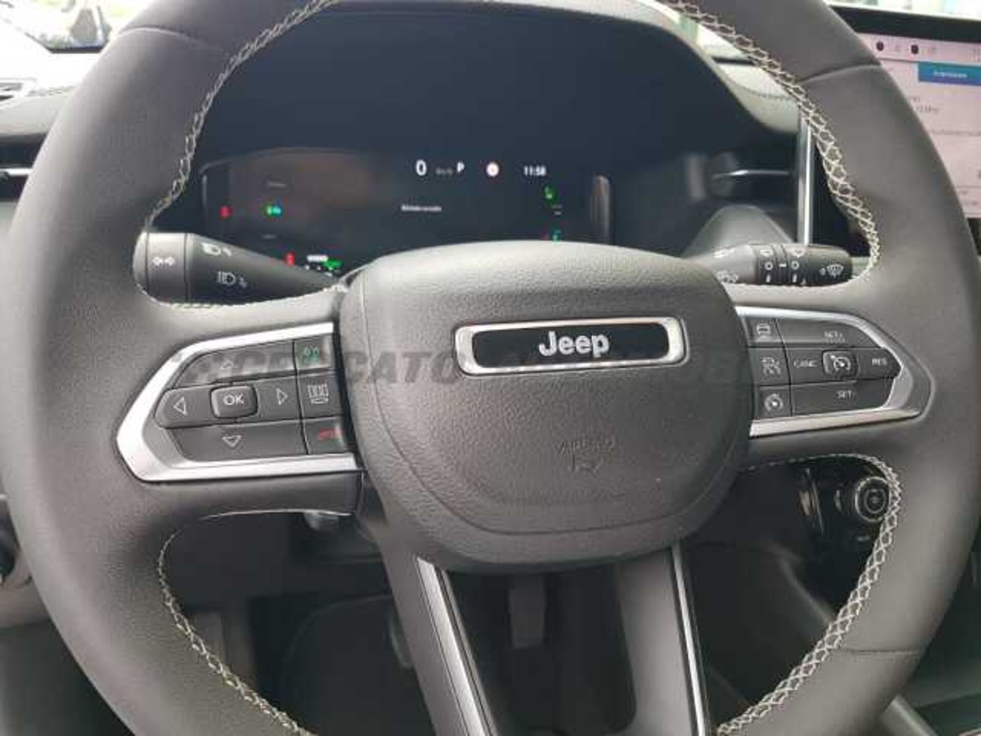 Jeep Compass 1.3l - white