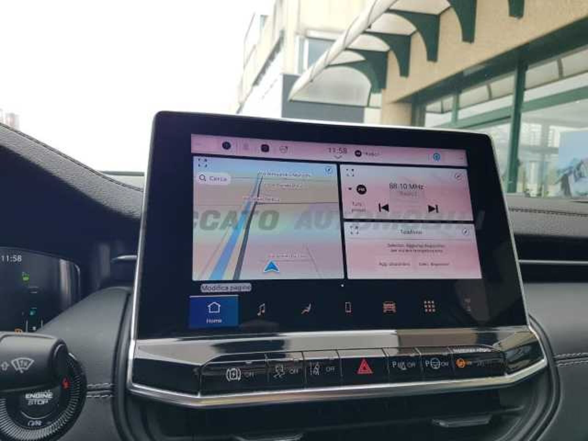 Jeep Compass 1.3l - white